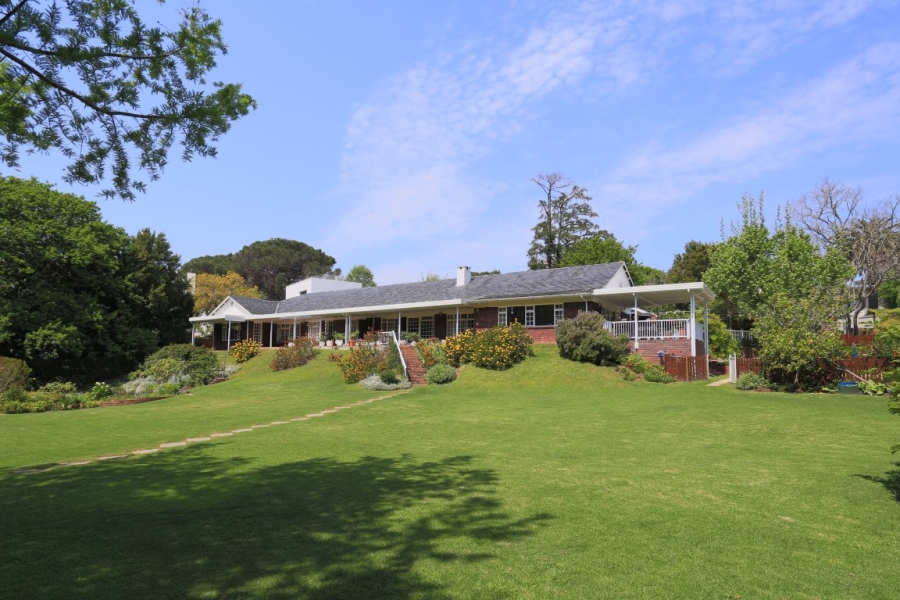 4 Bedroom Property for Sale in Constantia Western Cape